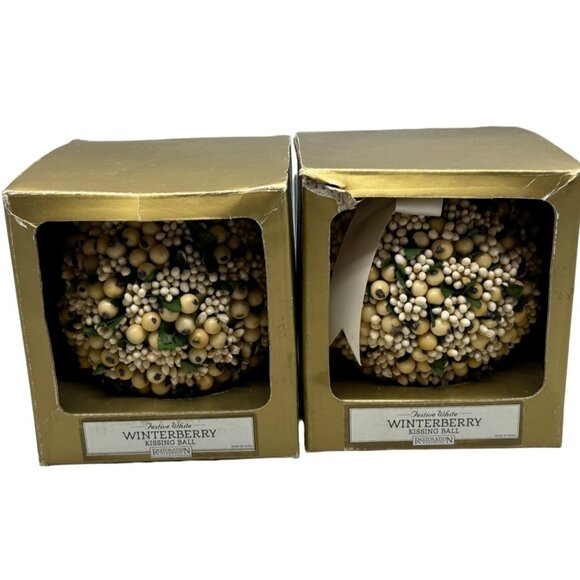Restoration Hardware festive white winterberry kissing ball set 2 ornament READ - Picture 1 of 7
